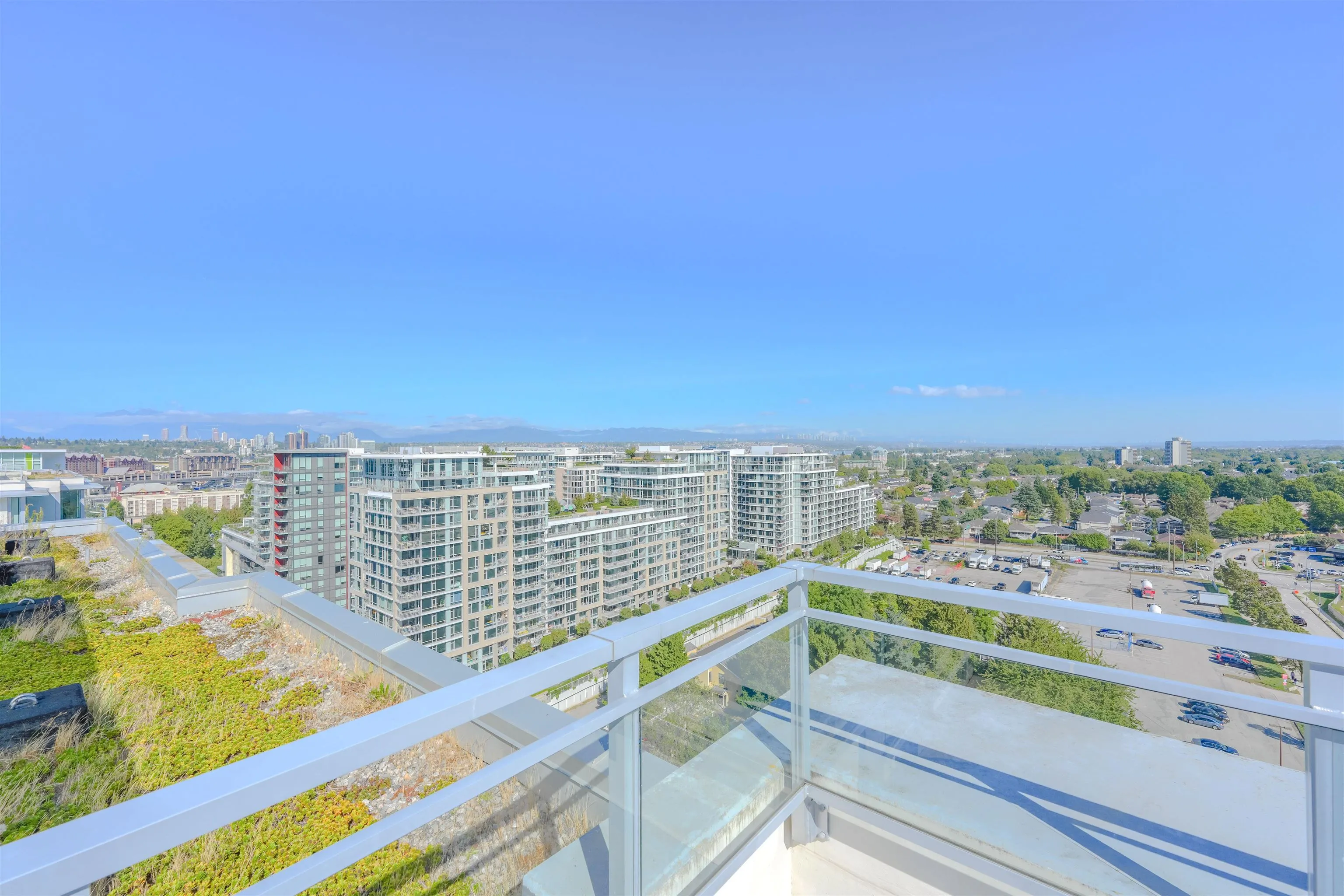 PH 1705 8677 Capstan Way