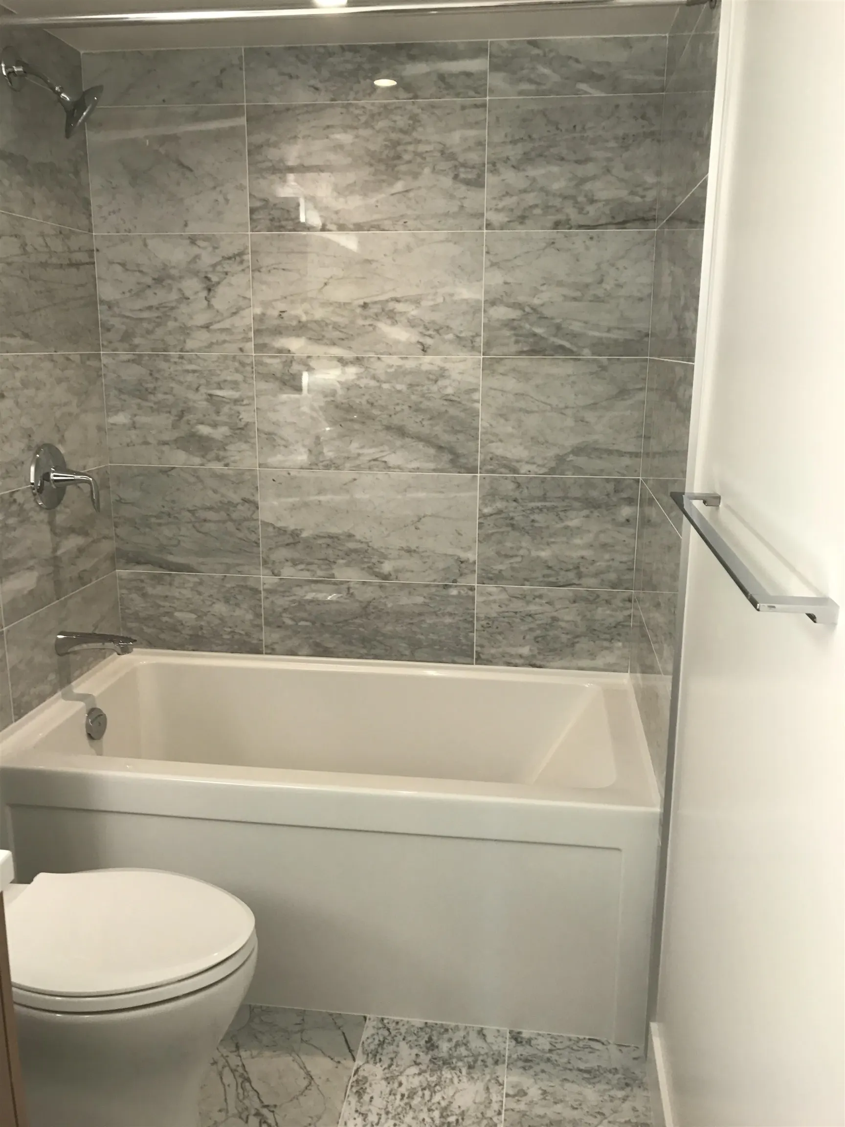 4110 13750 100 Avenue