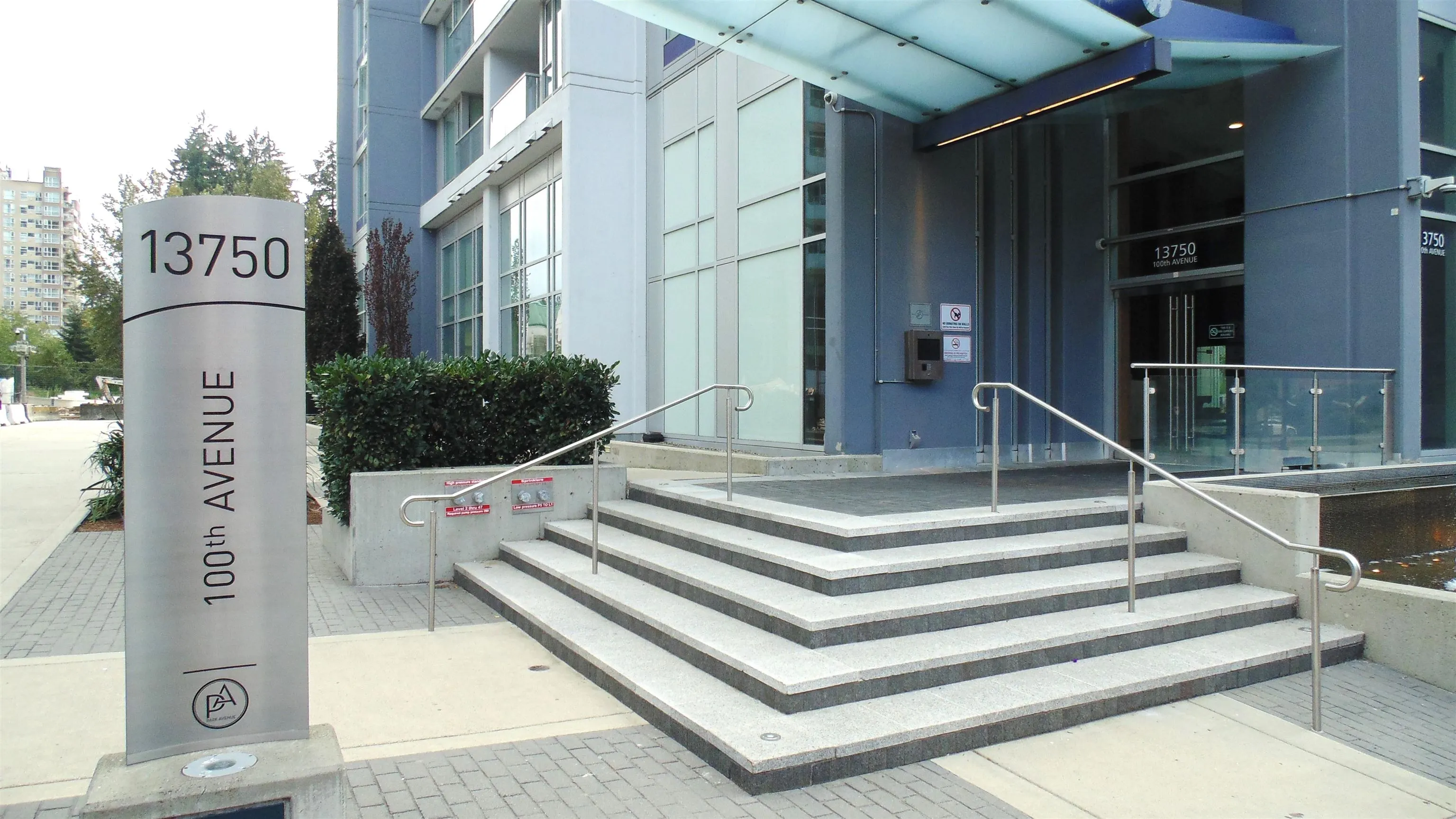 4110 13750 100 Avenue