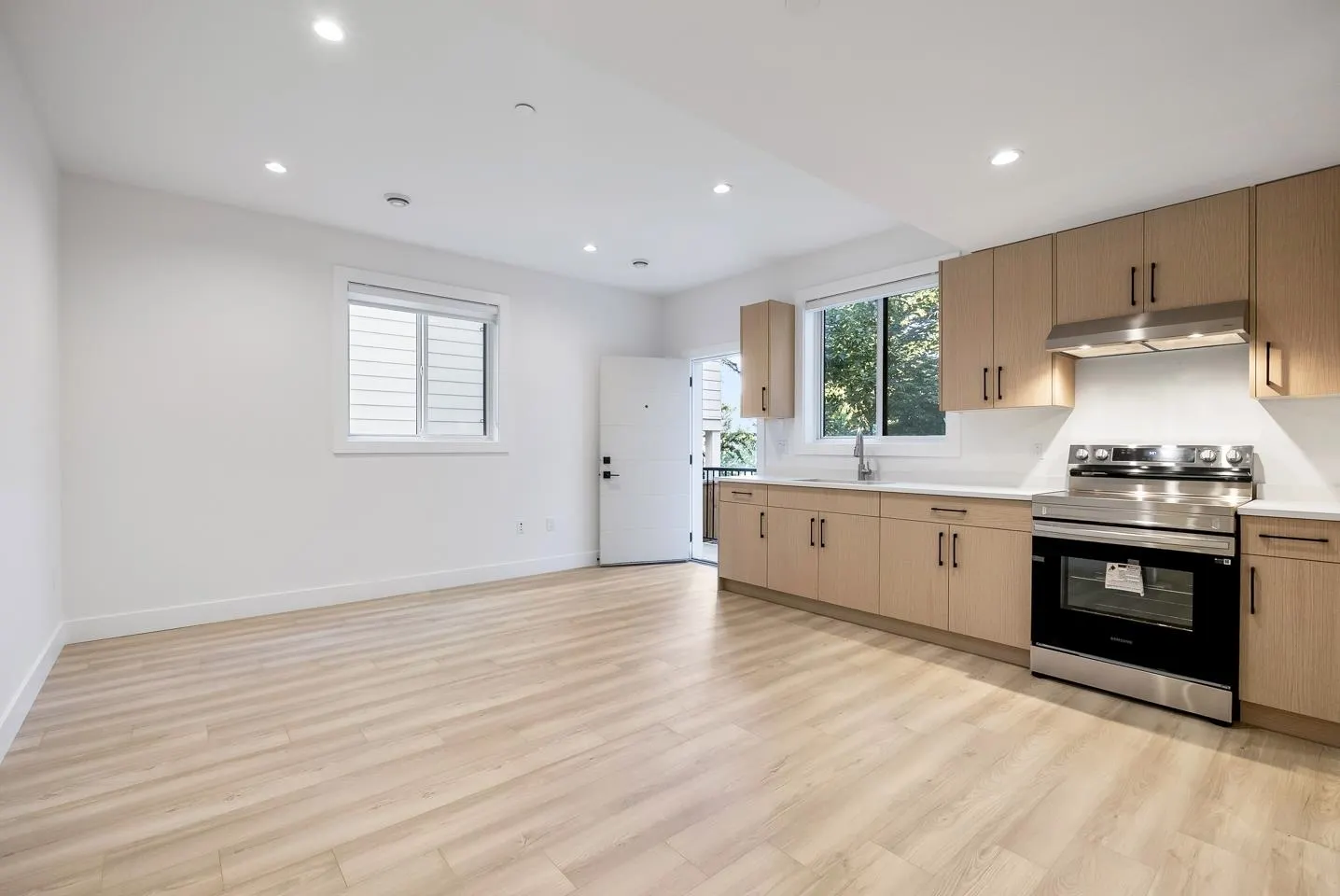 5506 Crimson Ridge