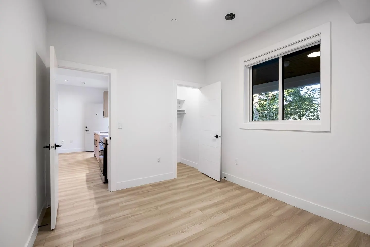 5506 Crimson Ridge