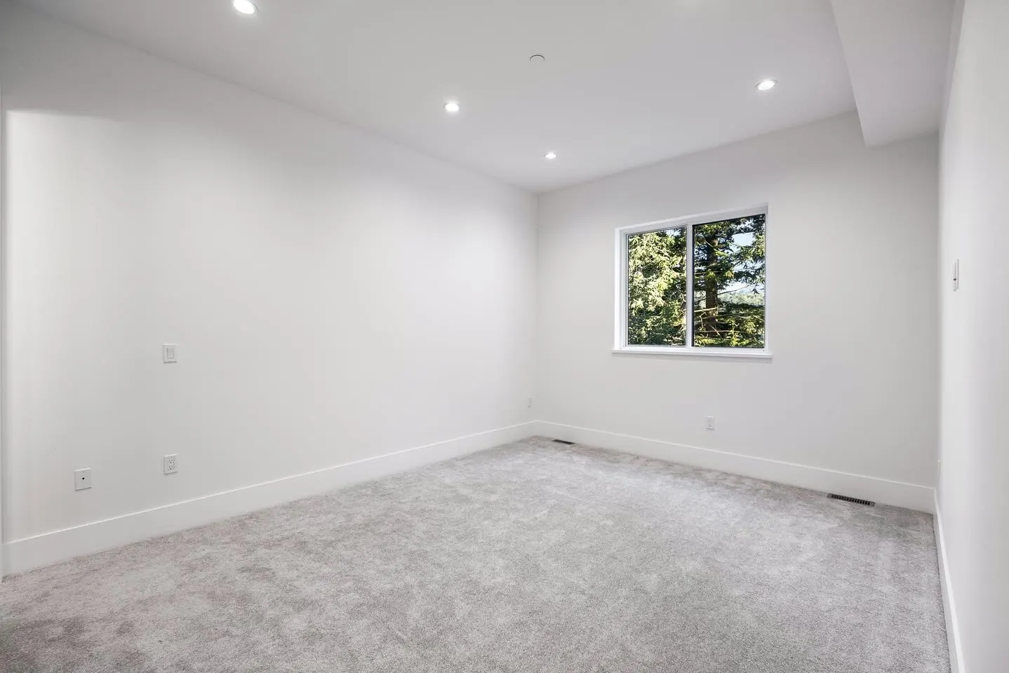 5506 Crimson Ridge