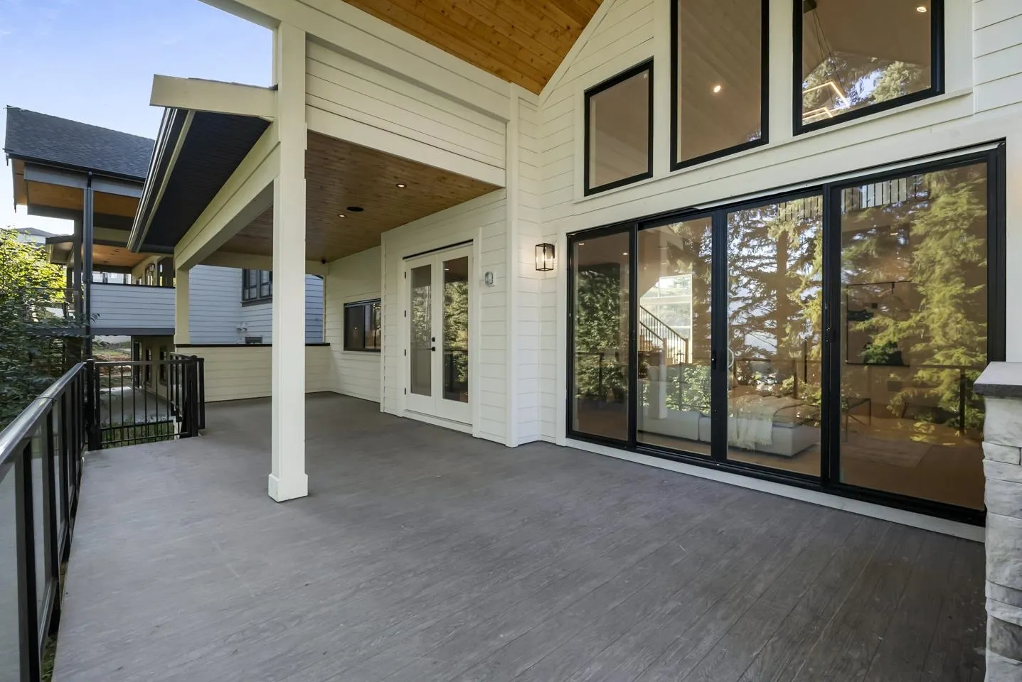 5506 Crimson Ridge