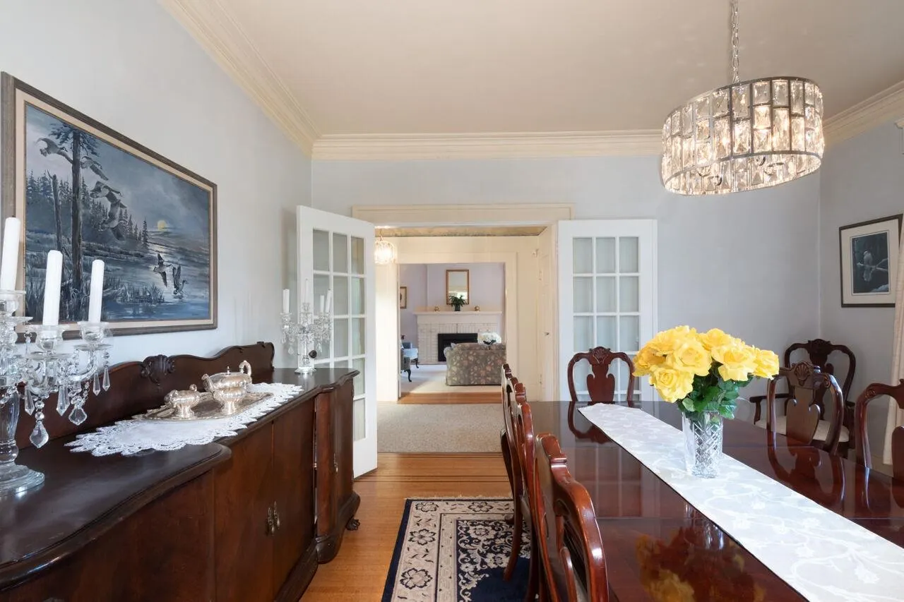 4825 Connaught Drive