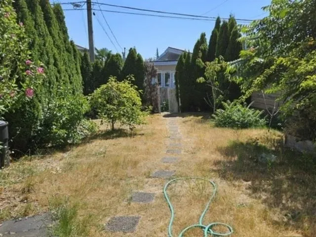 156 W 62nd Avenue