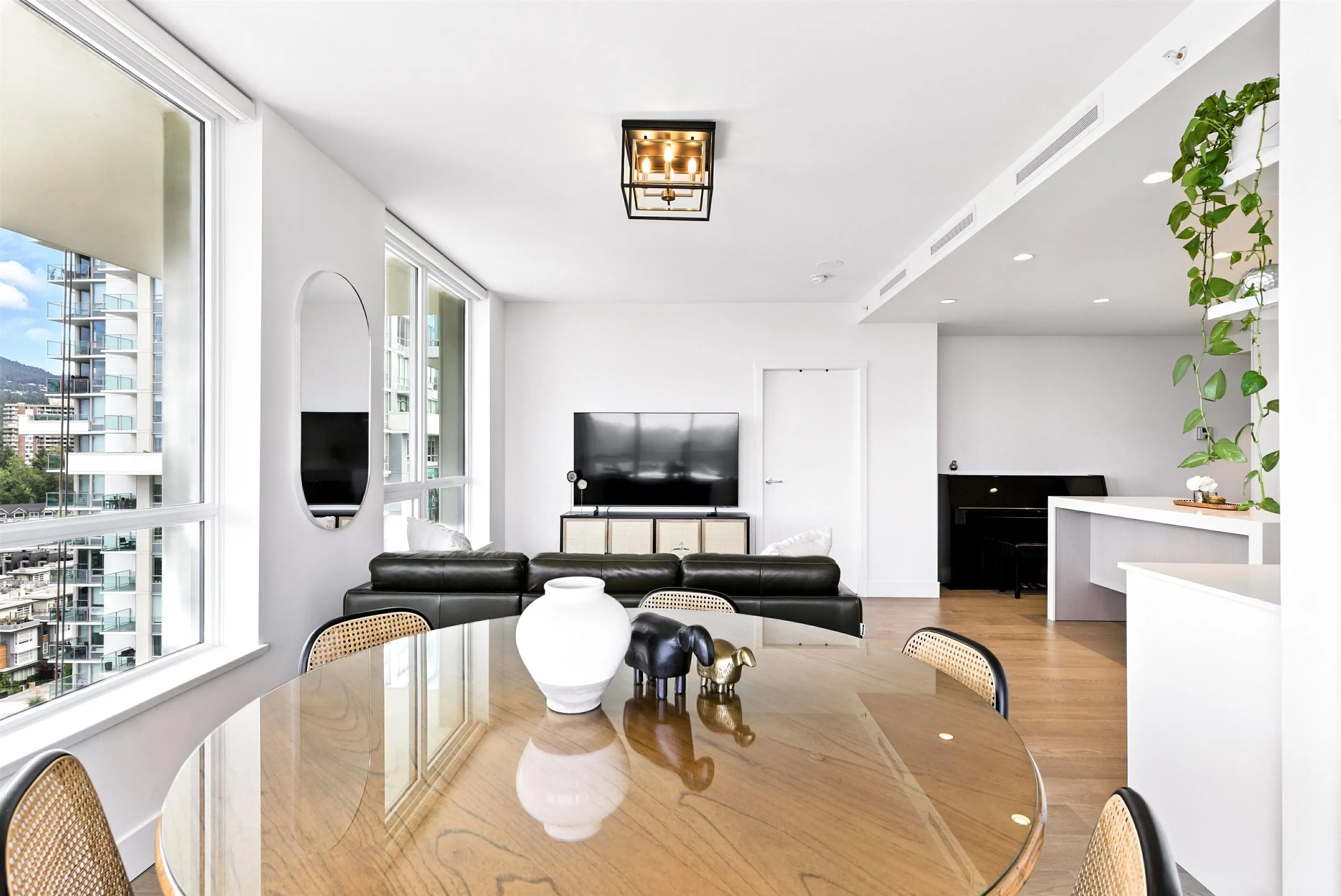 1205 1632 Lions Gate Lane