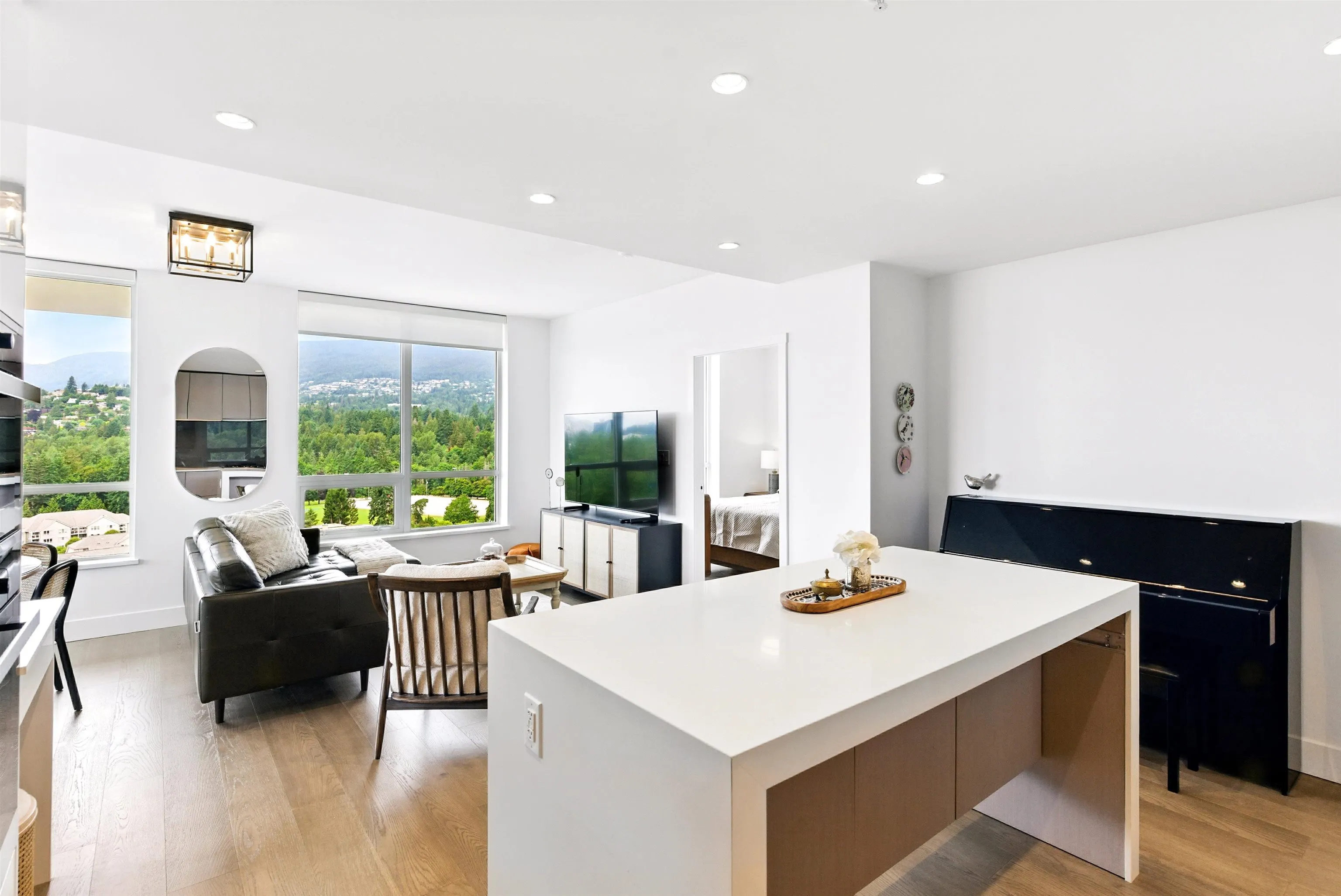 1205 1632 Lions Gate Lane