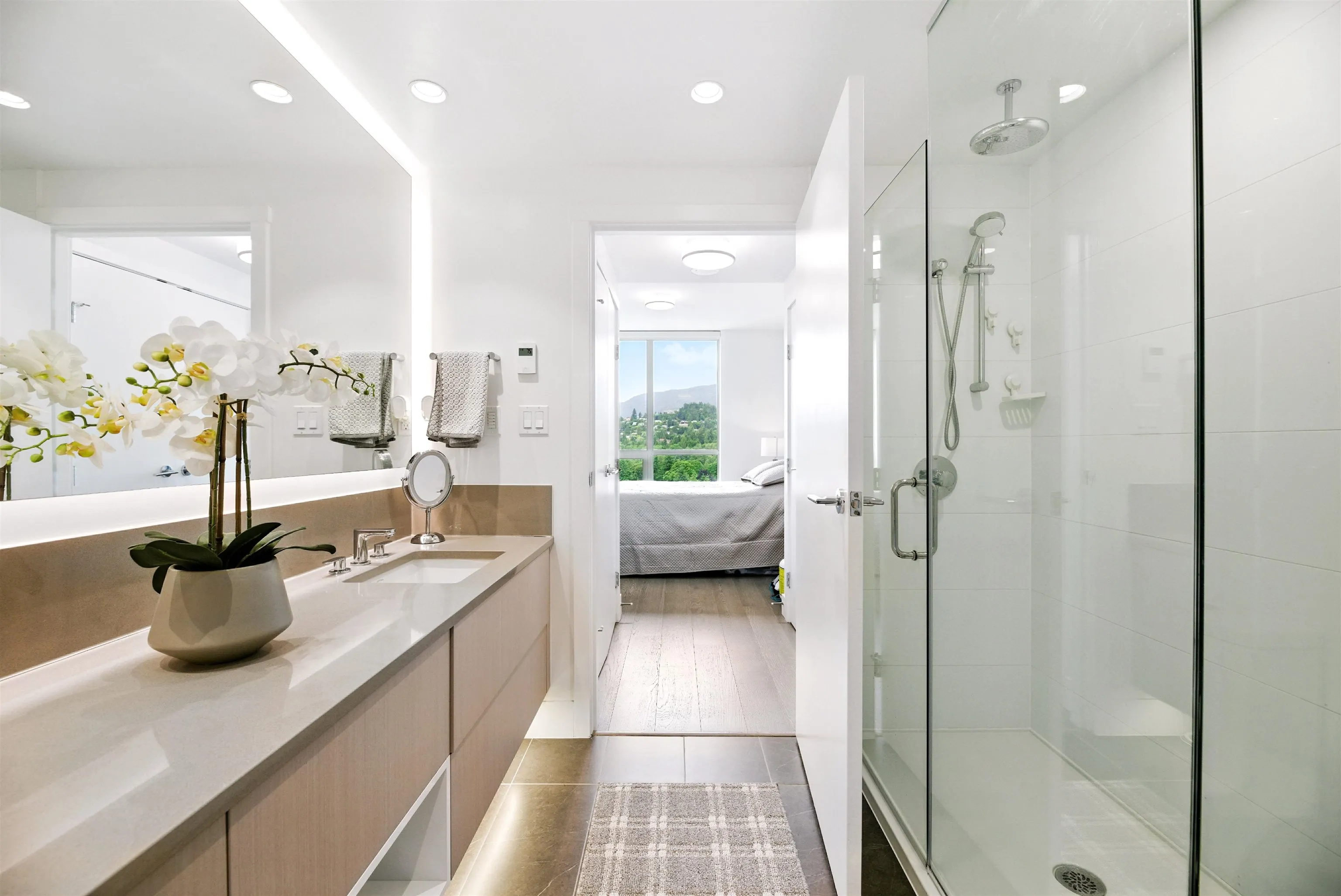 1205 1632 Lions Gate Lane