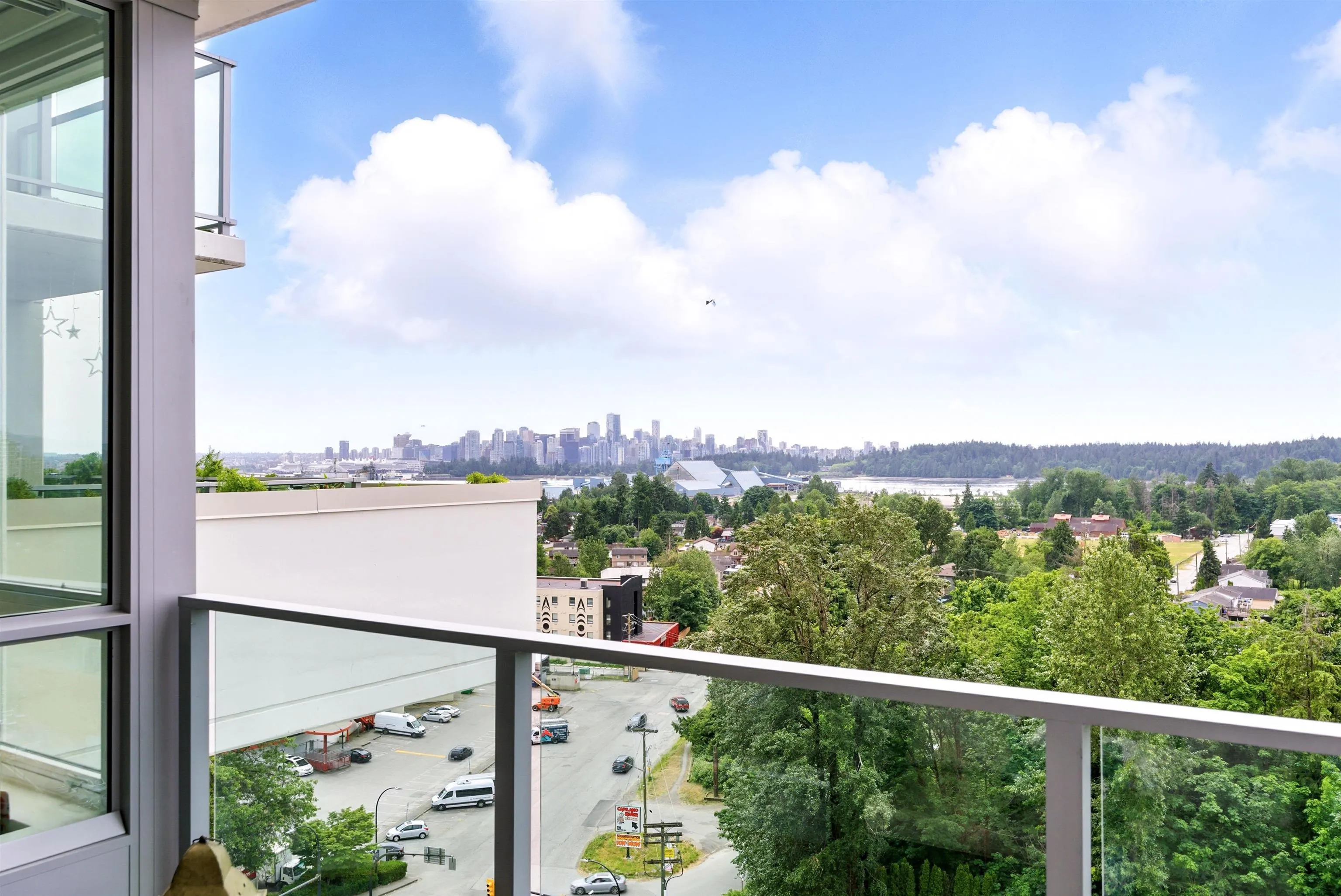 1205 1632 Lions Gate Lane