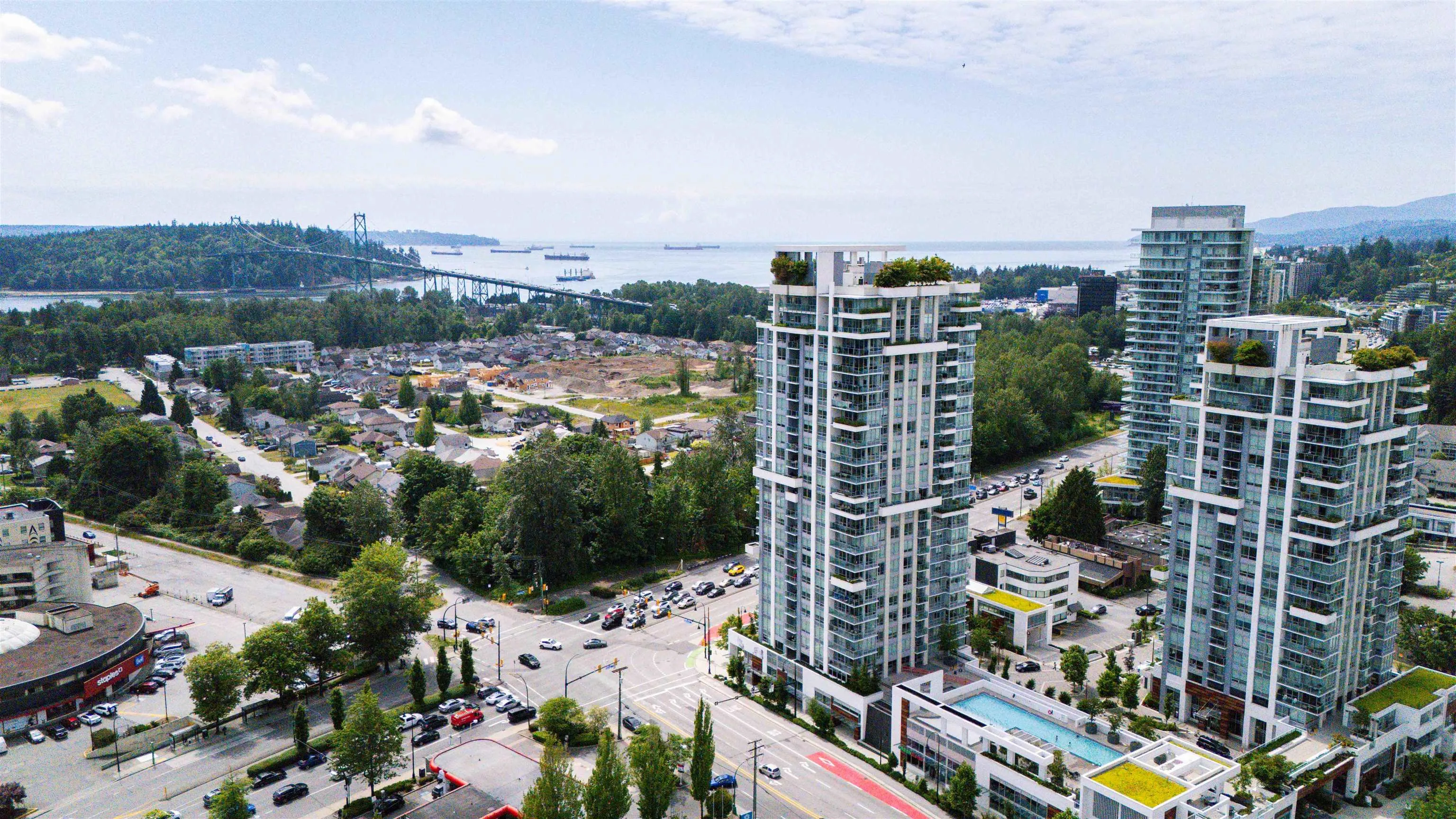 1205 1632 Lions Gate Lane