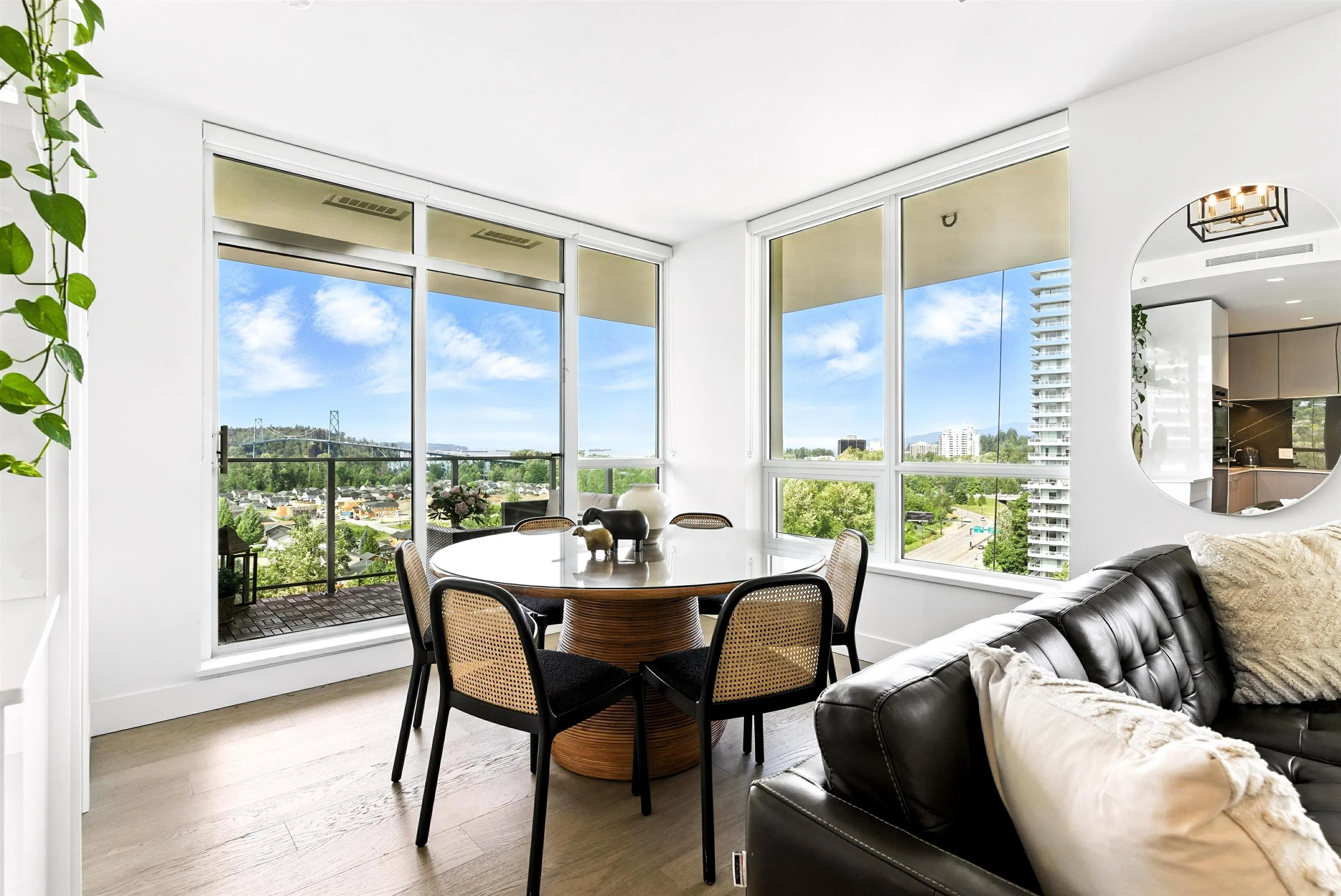1205 1632 Lions Gate Lane