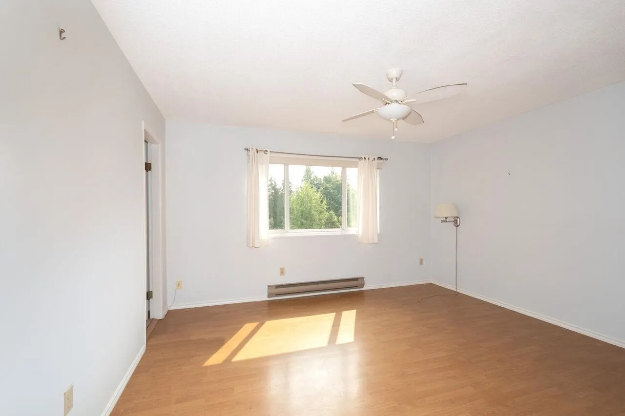 1285 Lucking Place