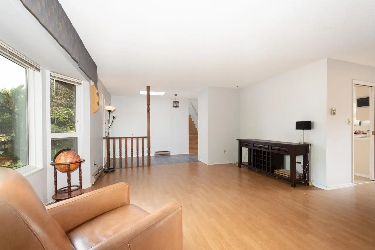 1285 Lucking Place