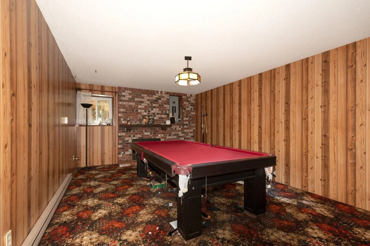 1285 Lucking Place