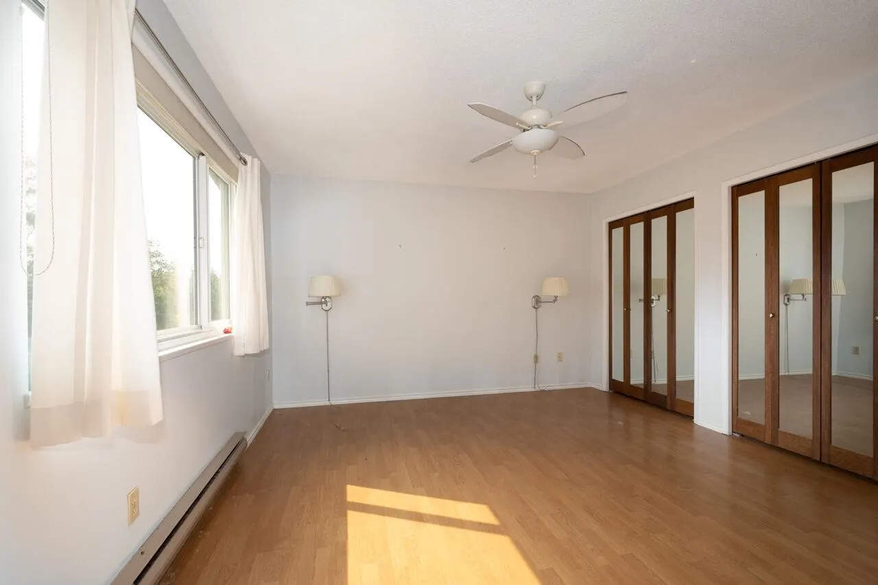 1285 Lucking Place