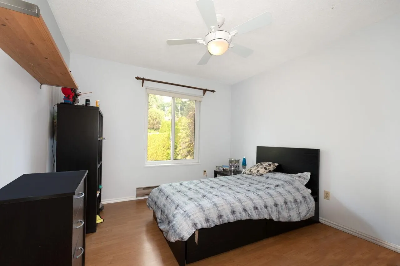 1285 Lucking Place