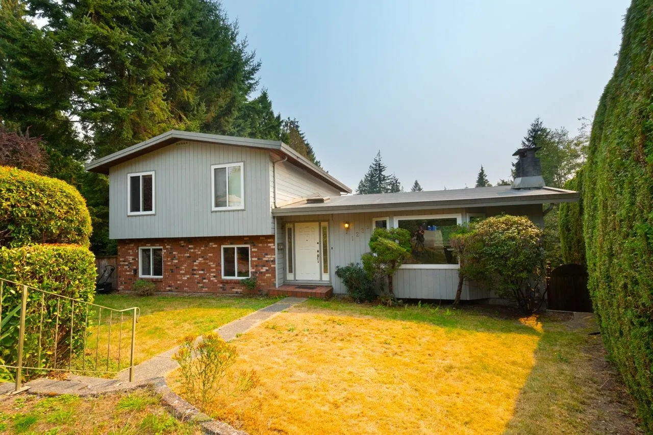 1285 Lucking Place