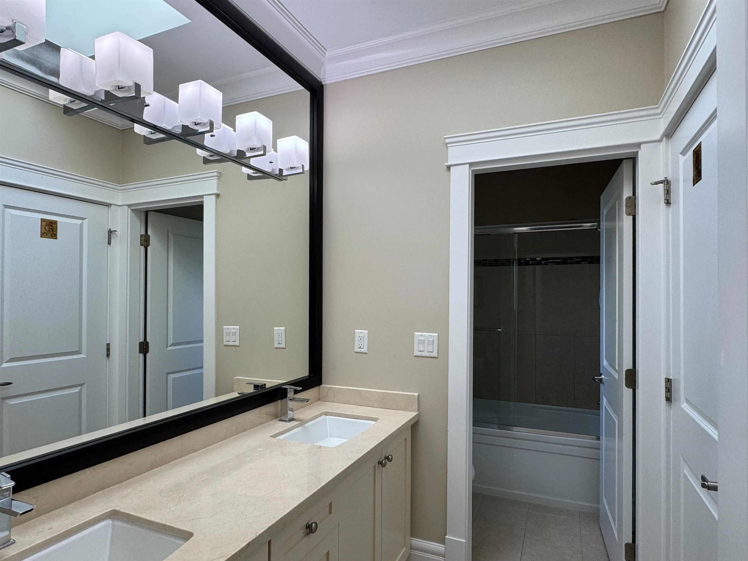5871 Forsyth Crescent
