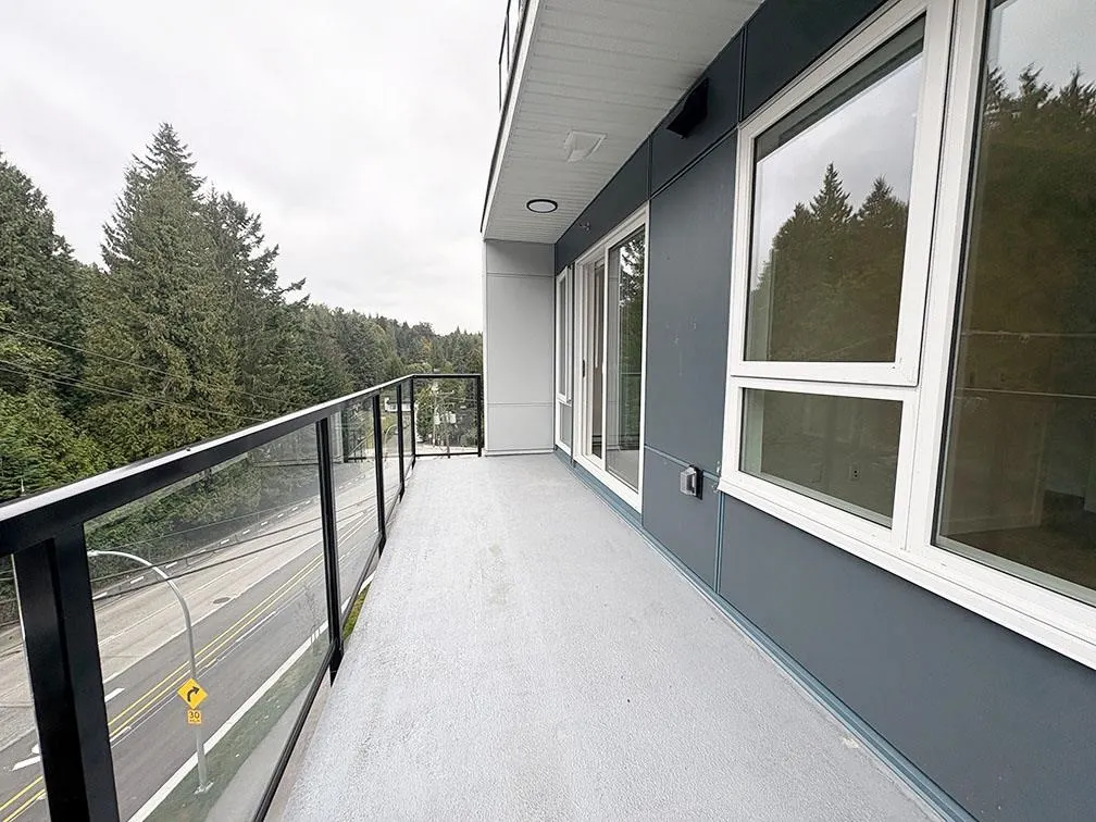 417 2002 St George Street