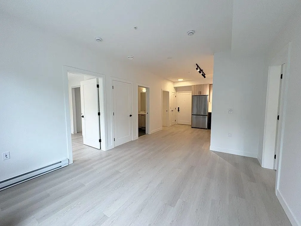 417 2002 St George Street