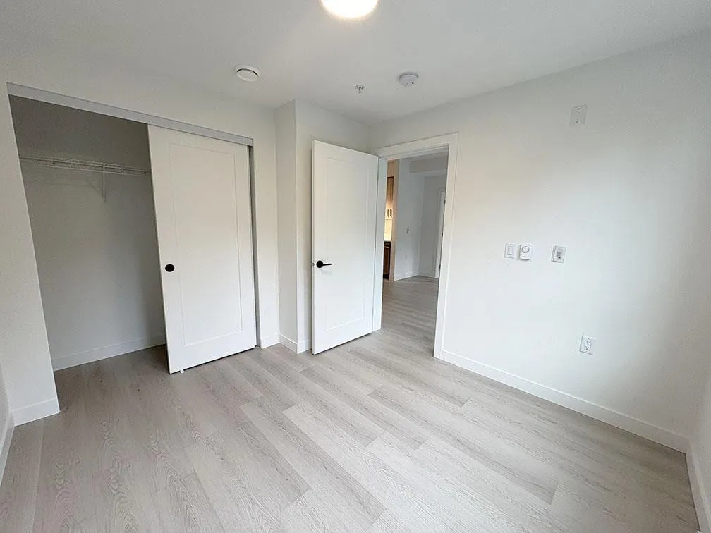 417 2002 St George Street