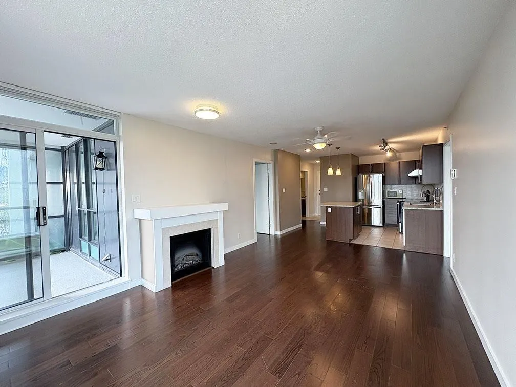 2102 1178 Heffley Crescent