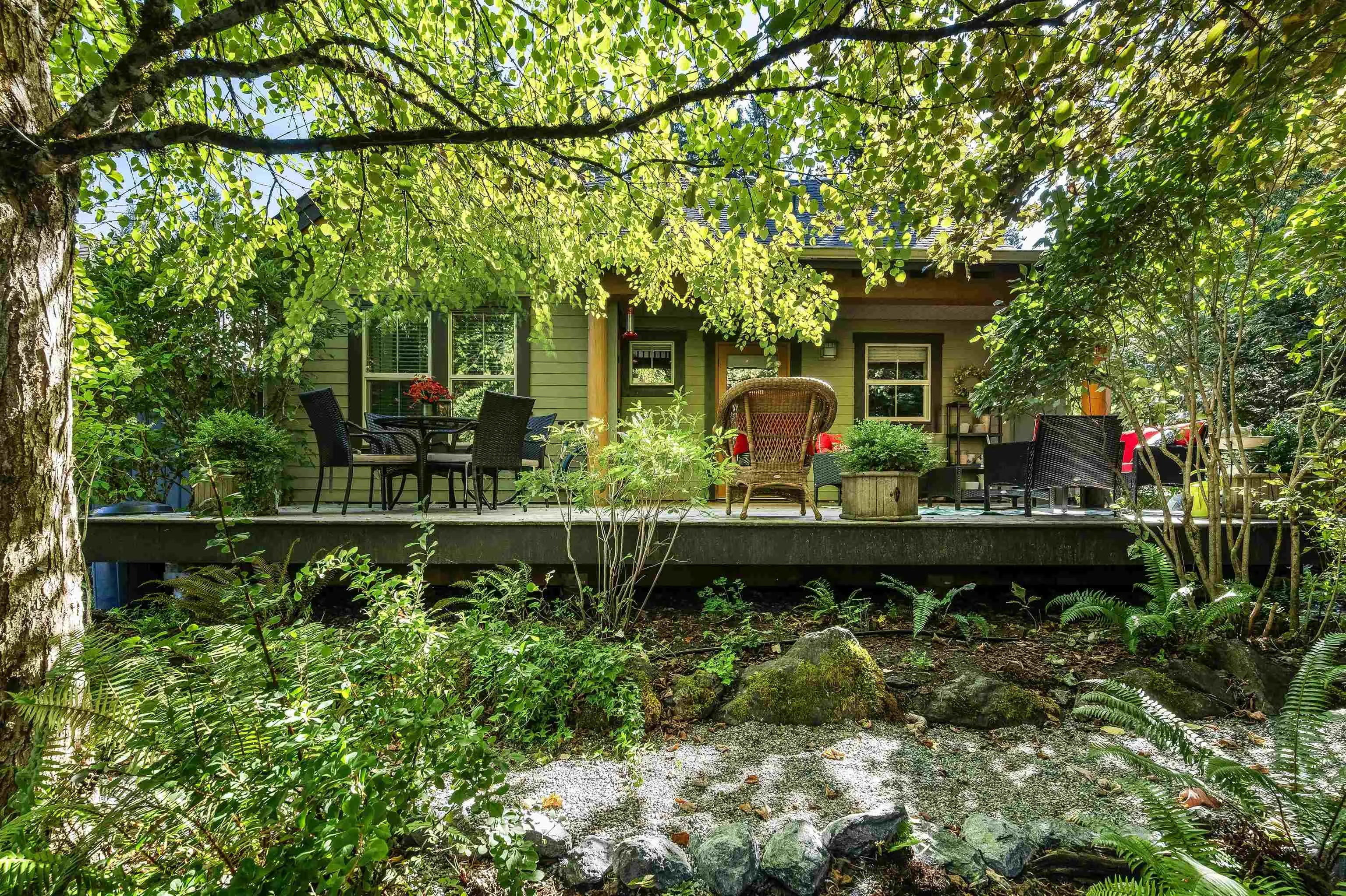 1845 Mossy Green Way