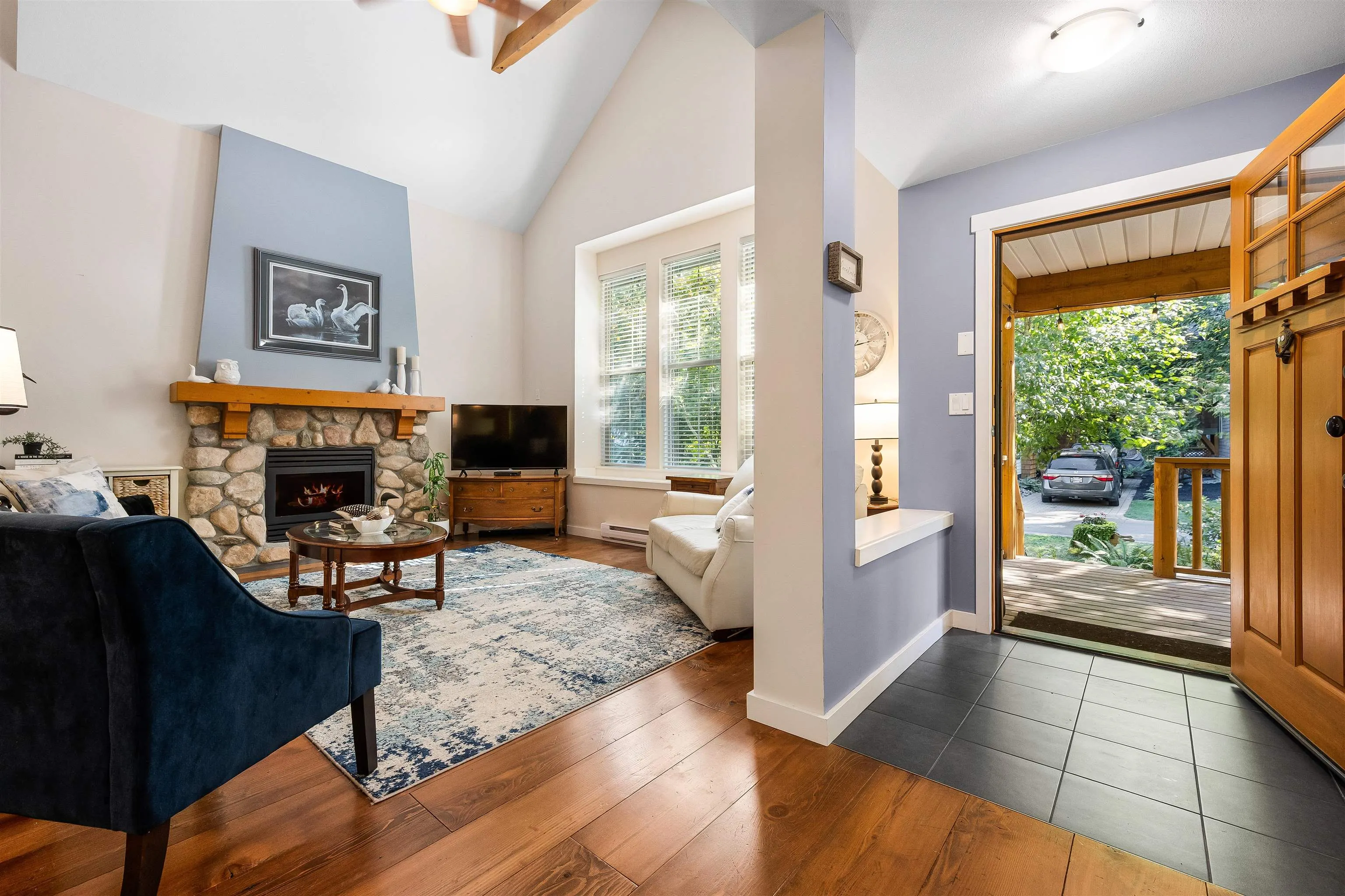 1845 Mossy Green Way