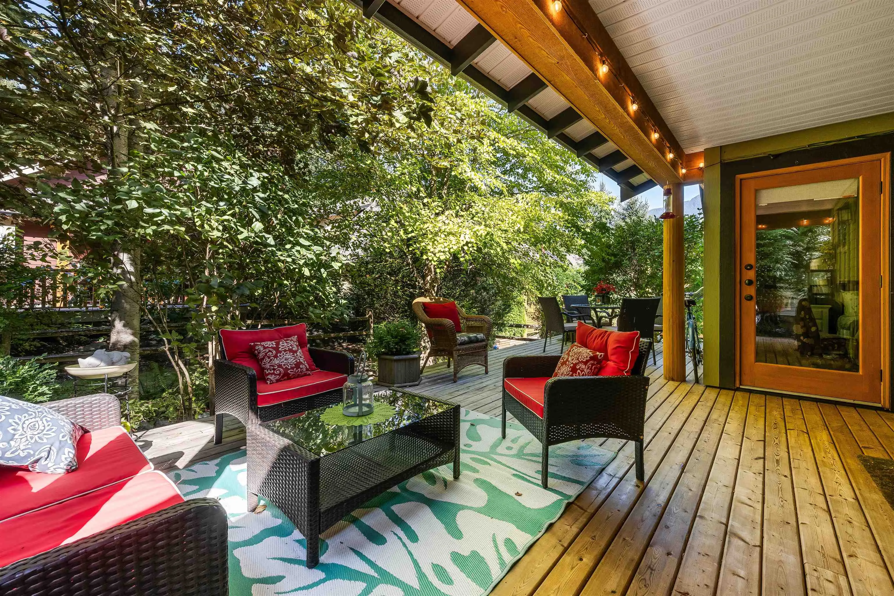 1845 Mossy Green Way