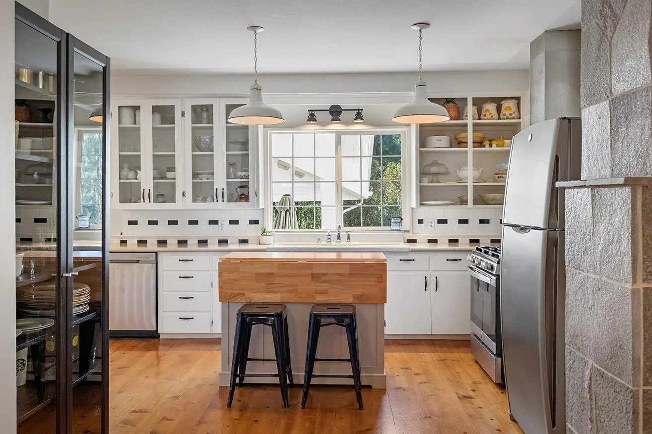 34520 Timbercove Road