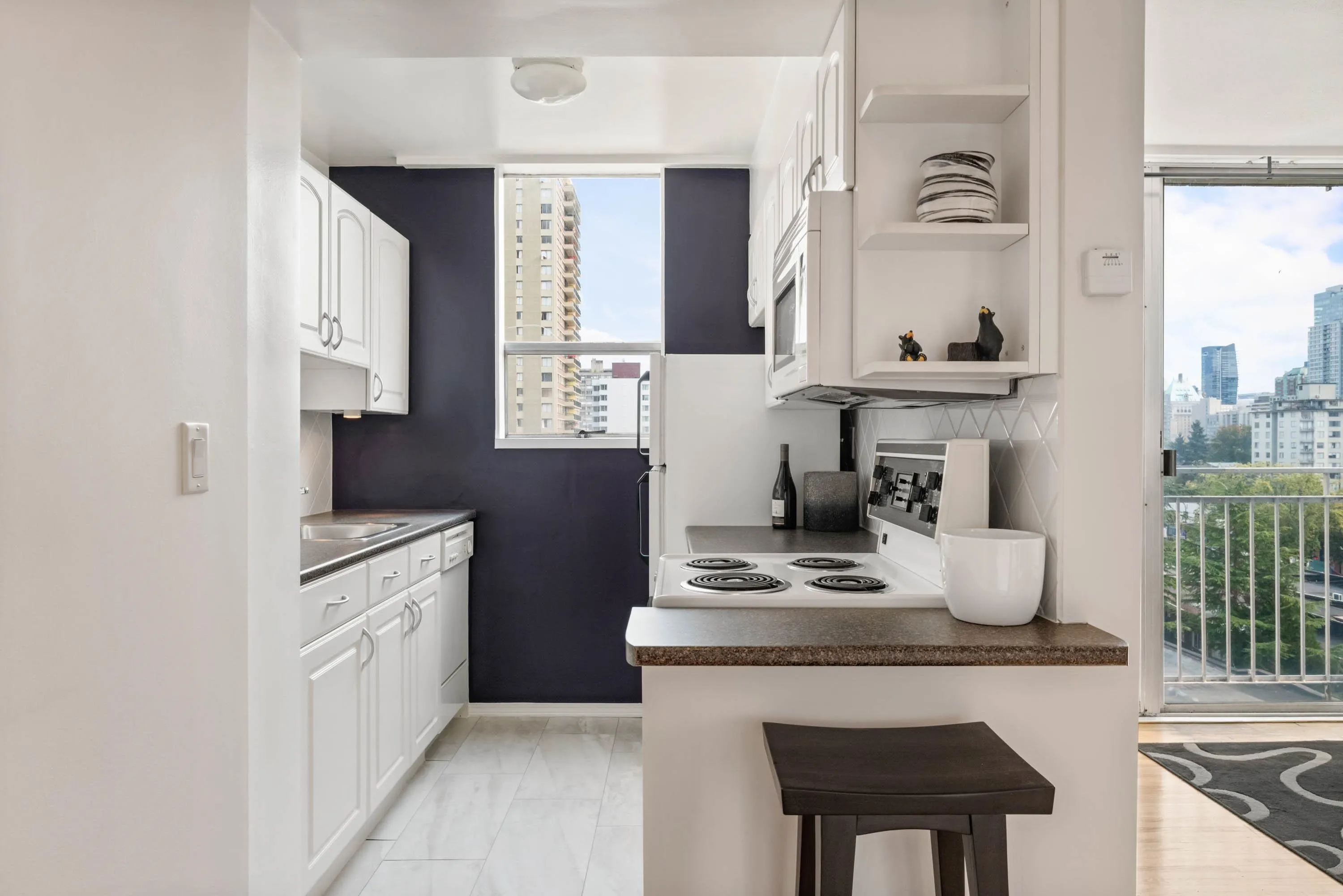 906 1250 Burnaby Street