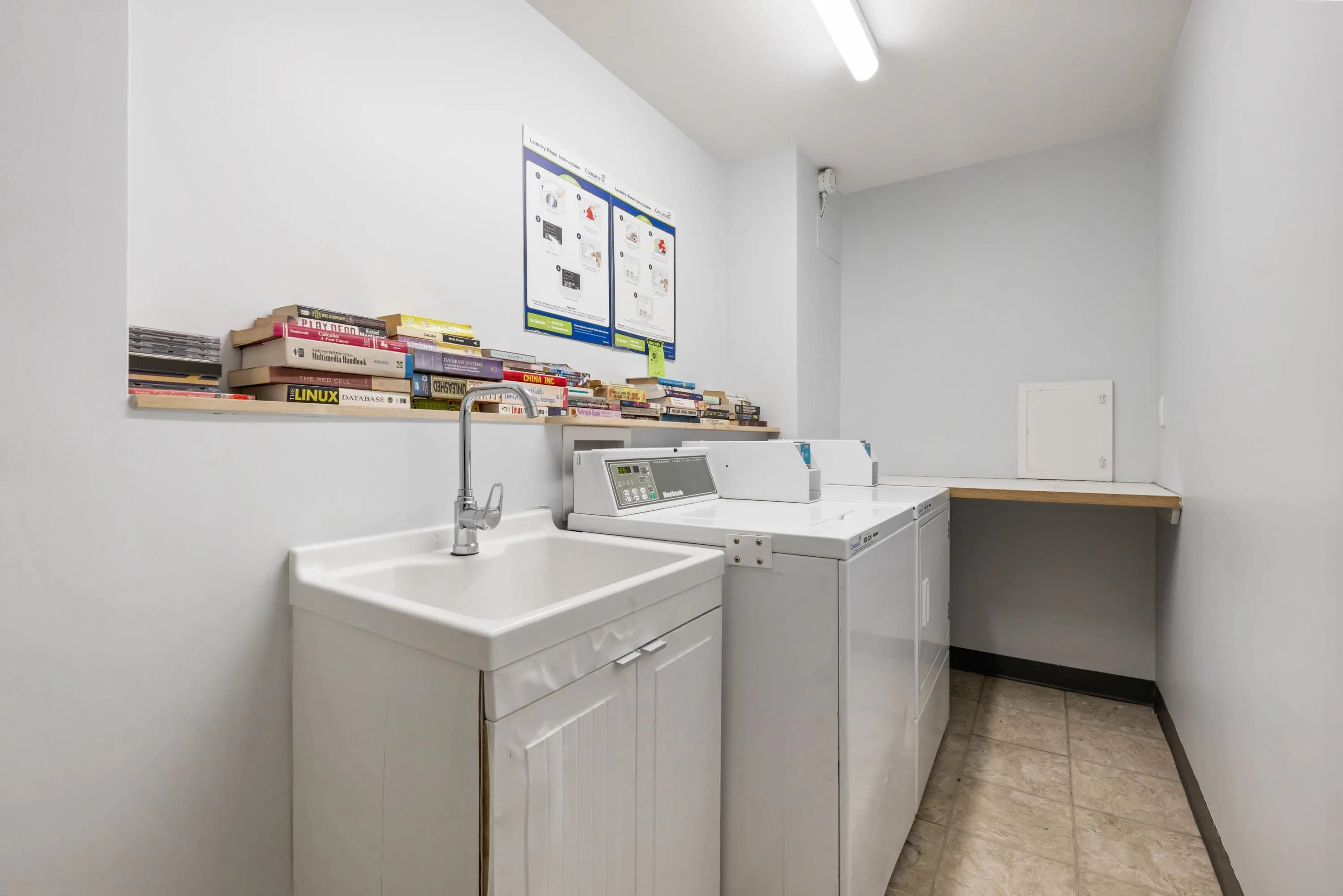 906 1250 Burnaby Street