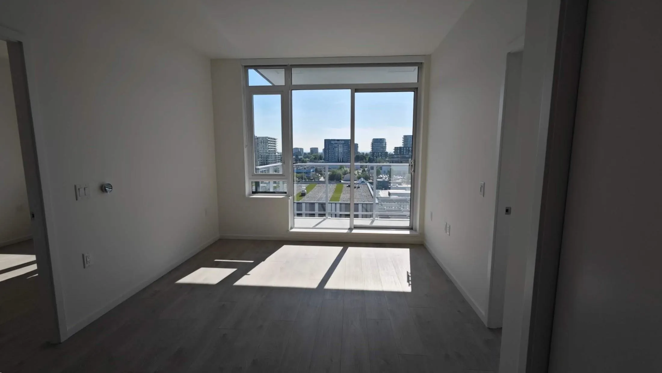 855 6600 Minoru Boulevard