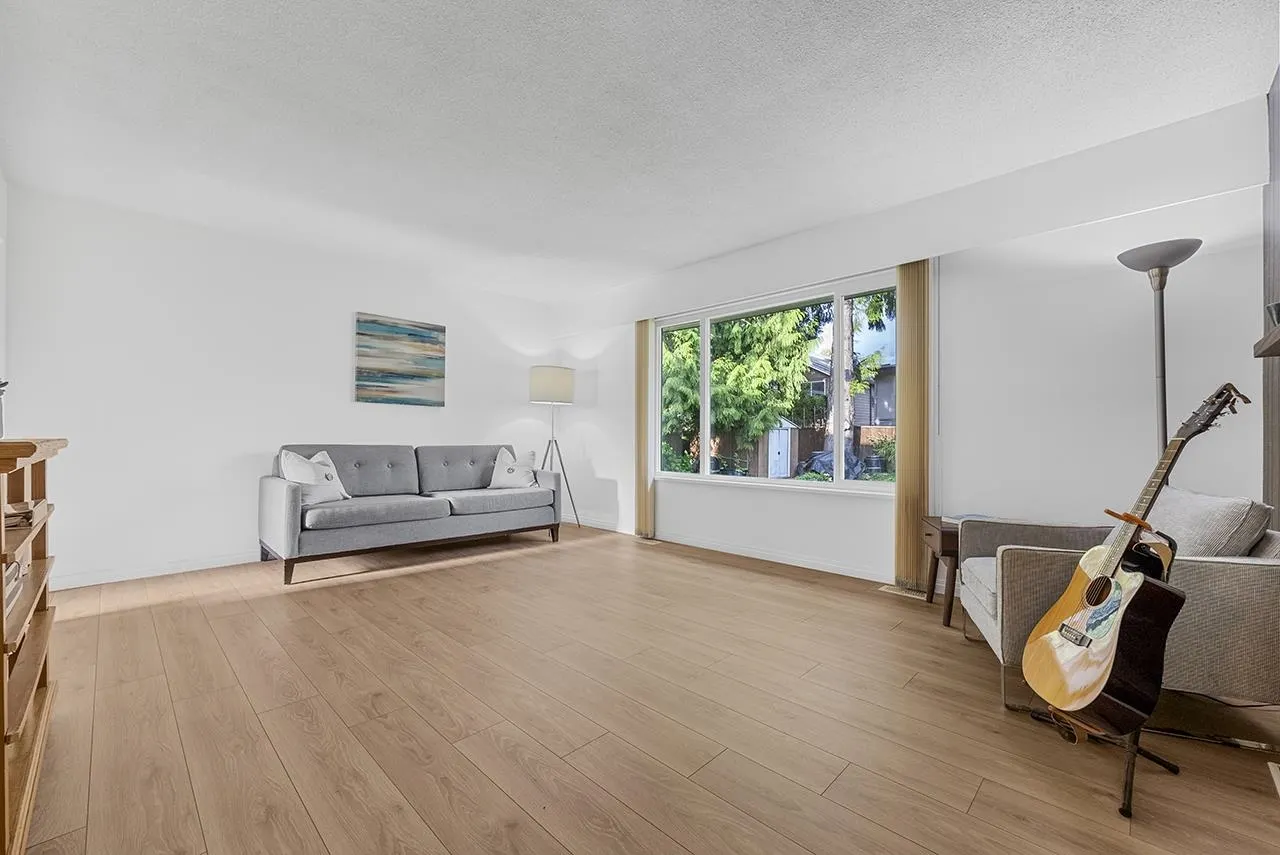 3604 Mcrae Crescent