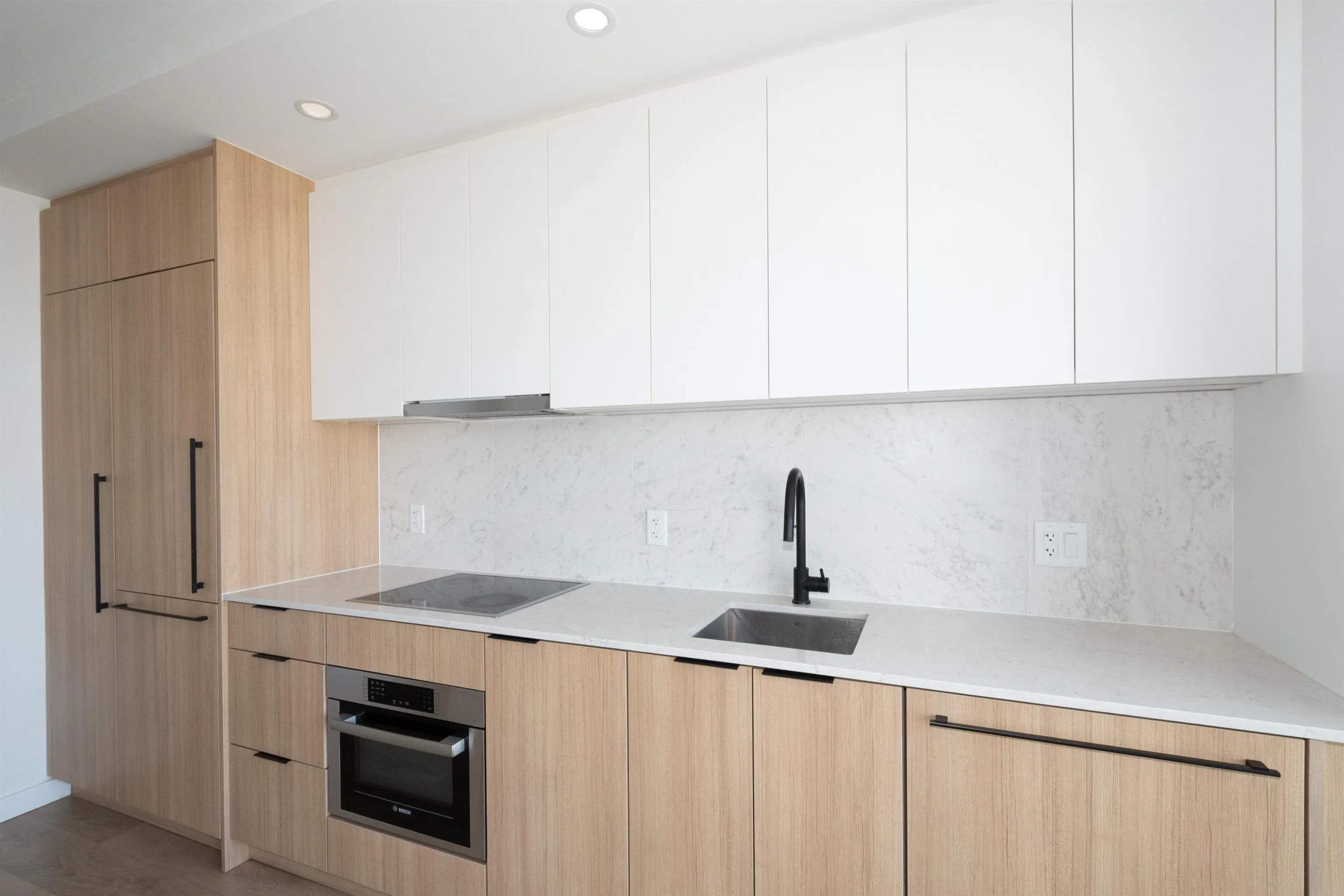 2509 13685 102 Avenue