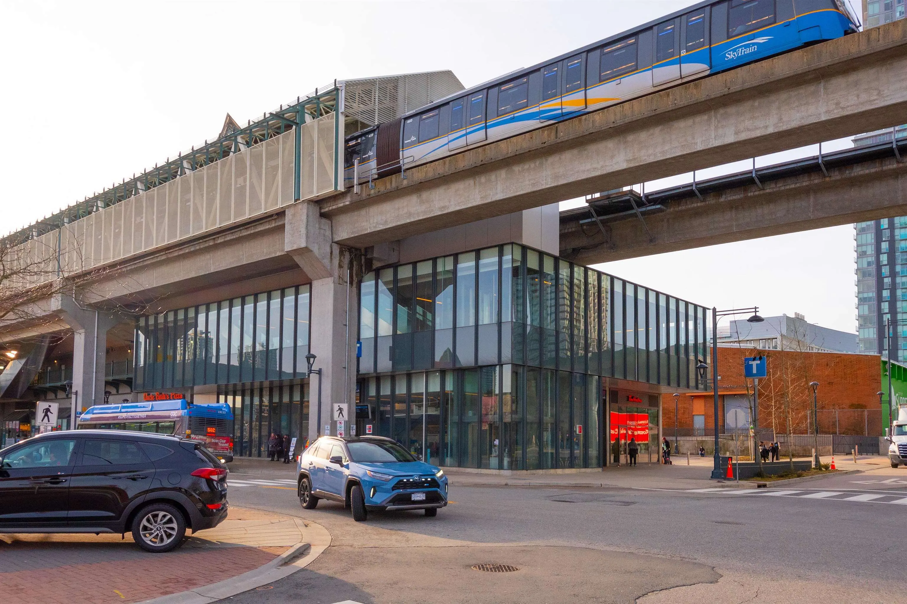 2509 13685 102 Avenue