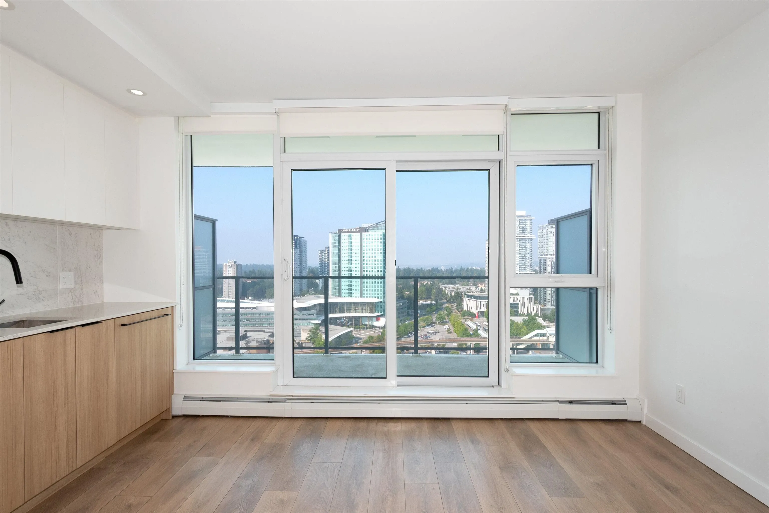 2509 13685 102 Avenue