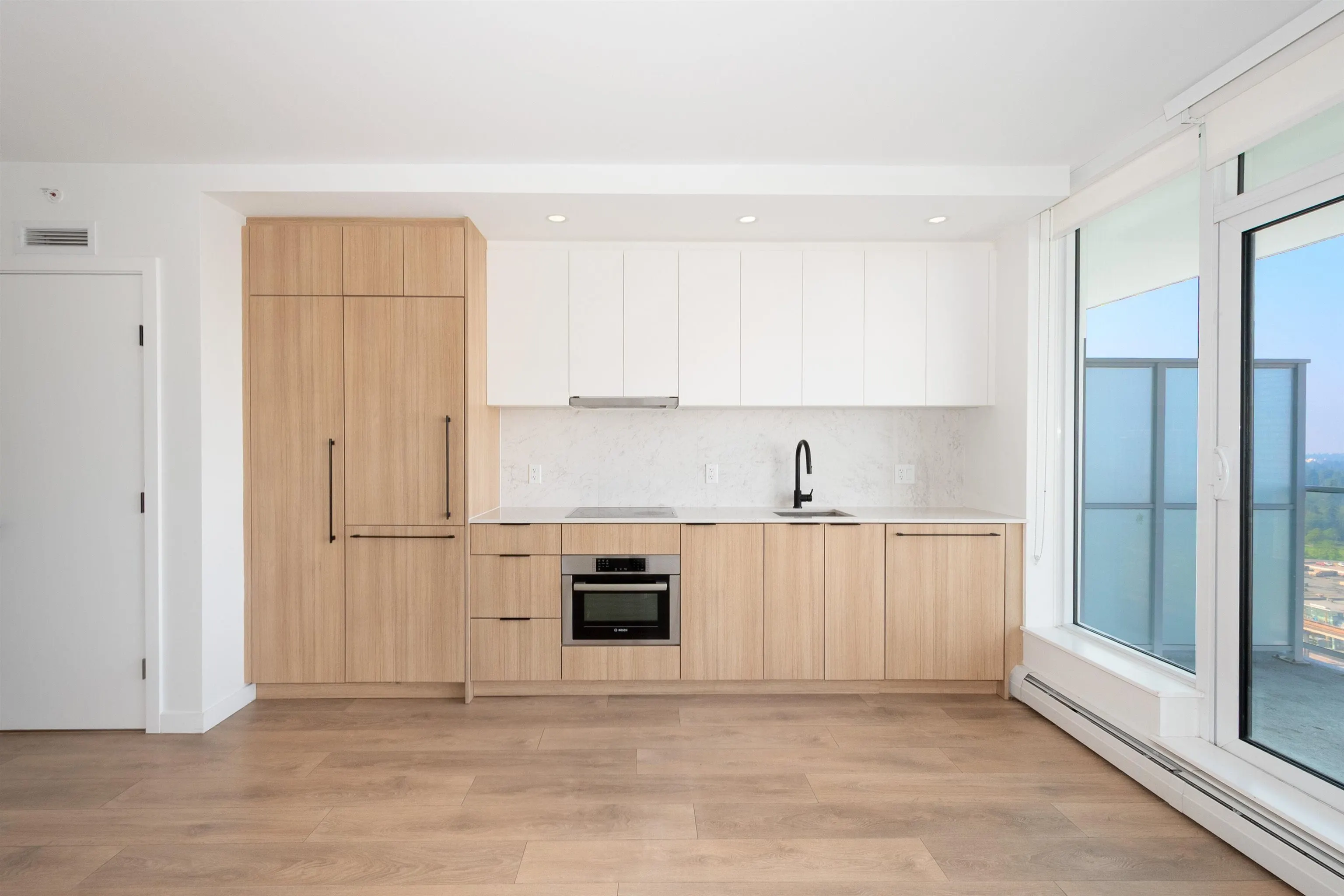 2509 13685 102 Avenue