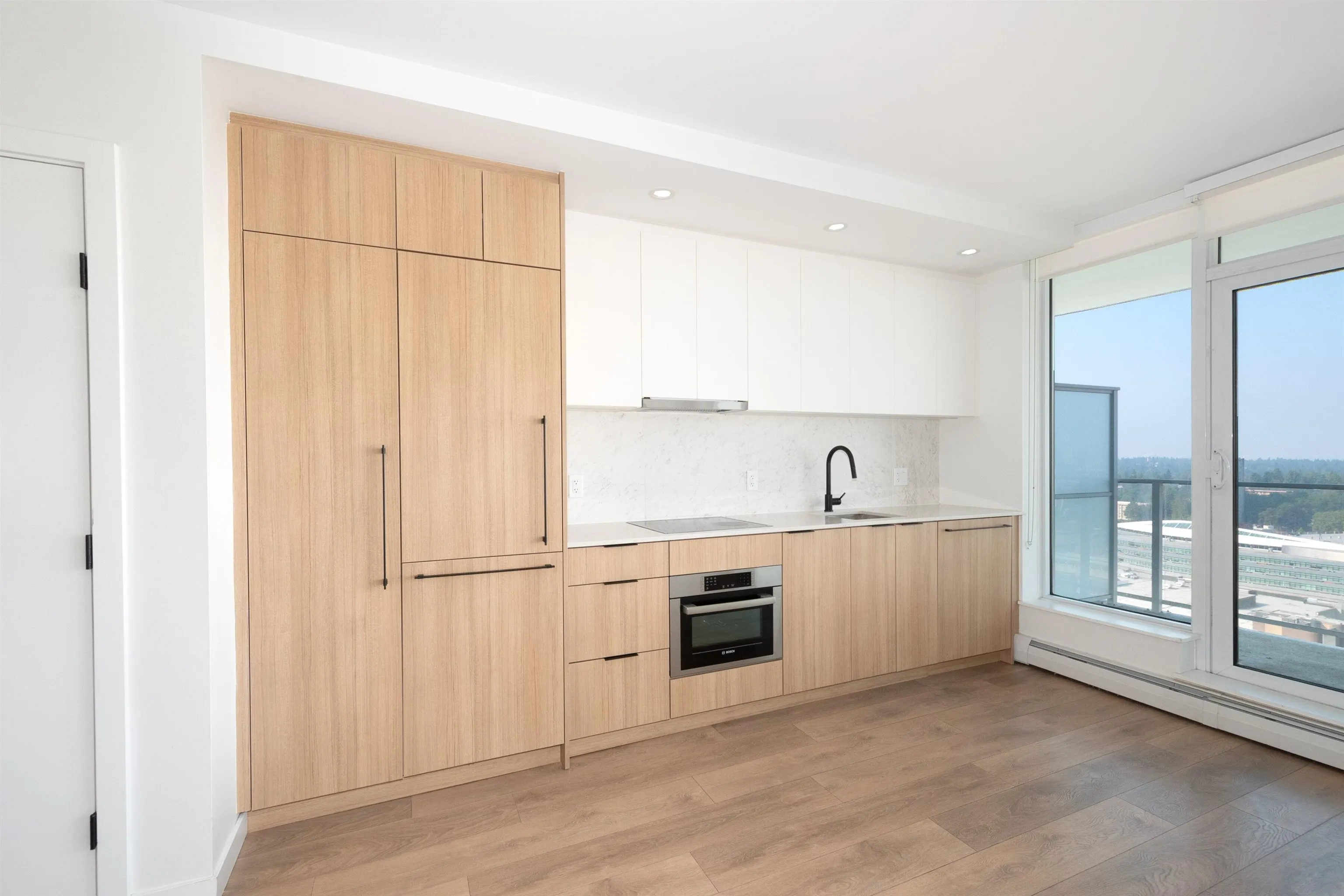 2509 13685 102 Avenue