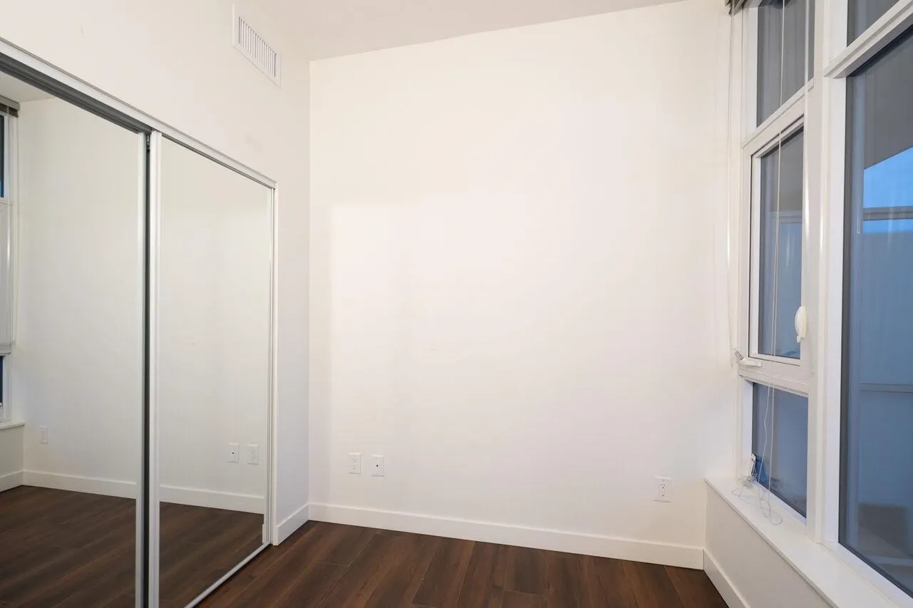 3403 13308 Central Avenue