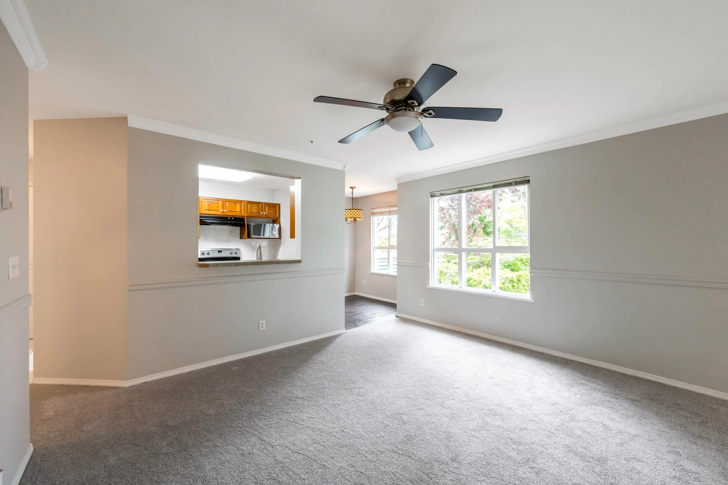 202 13870 70 Avenue