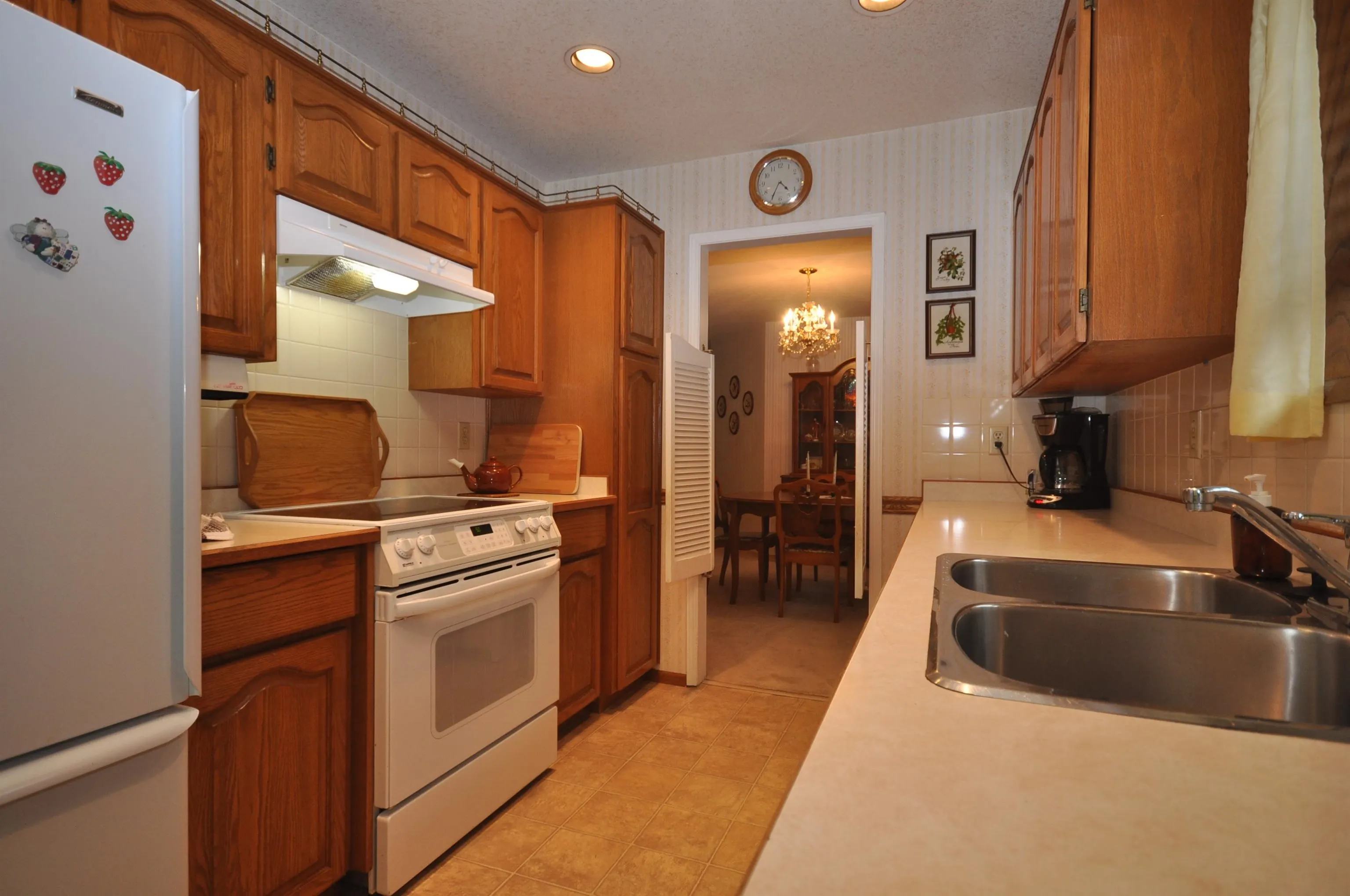 14991 Southmere Close