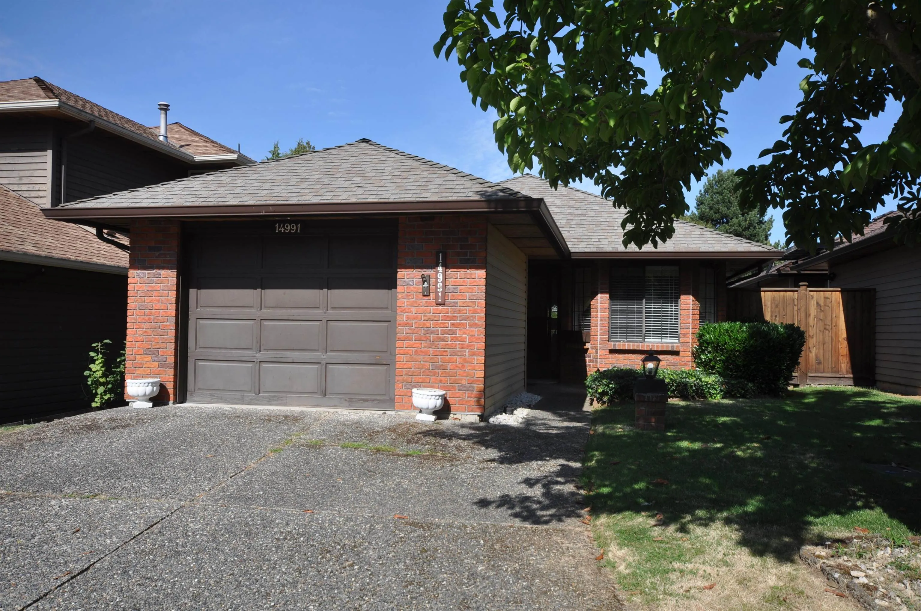 14991 Southmere Close