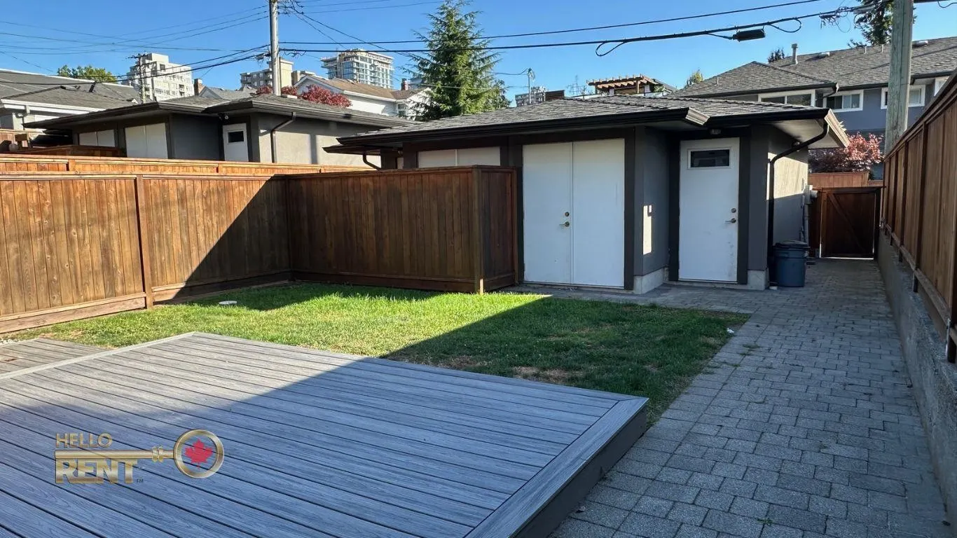 233 W 18th Street