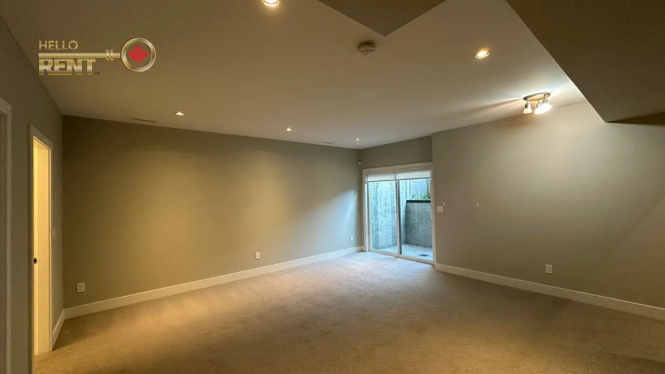 233 W 18th Street