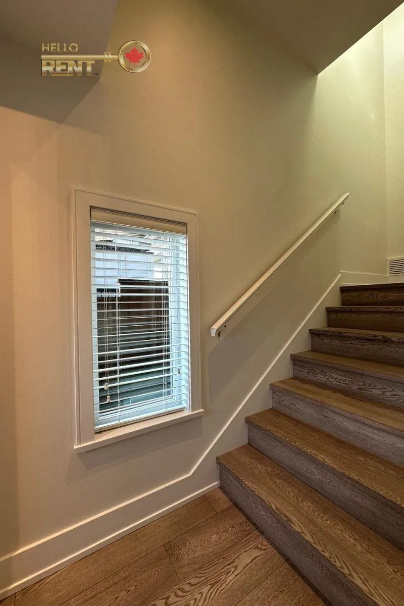 233 W 18th Street