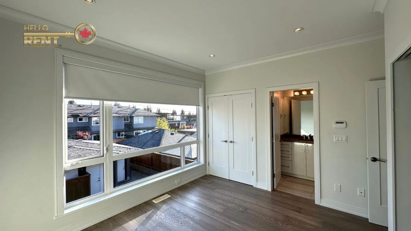 233 W 18th Street