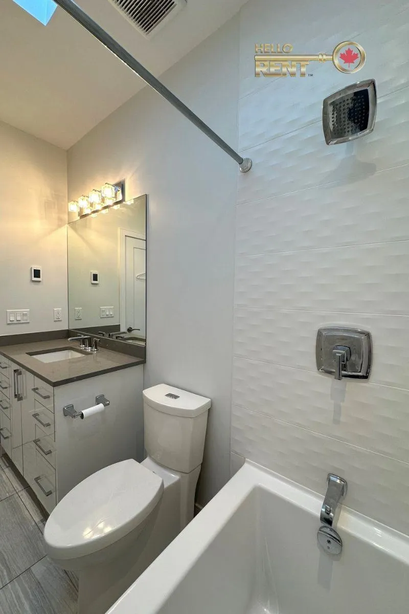 233 W 18th Street