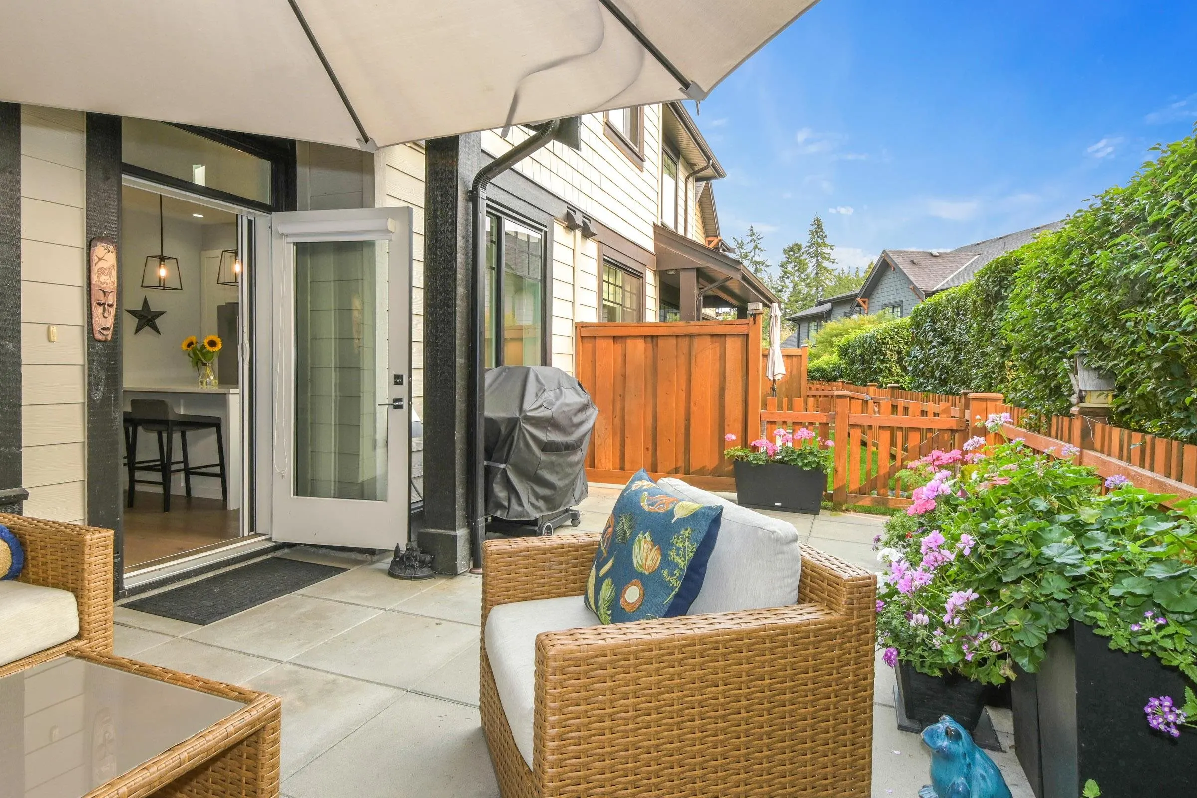 18 8425 Venture Way