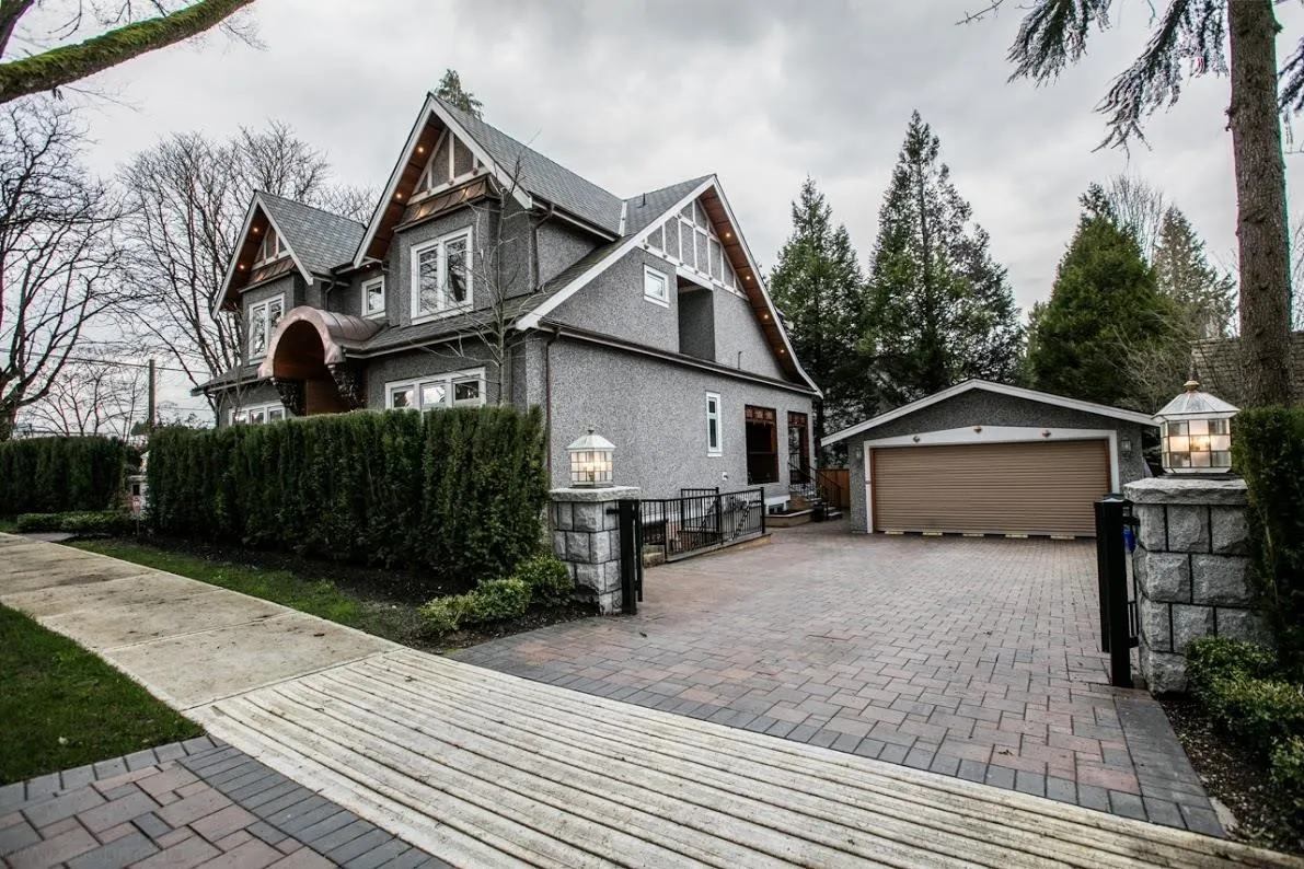 1491 W 26th Avenue